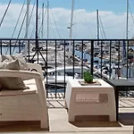 Sea Front Apartment In Puerto Banus